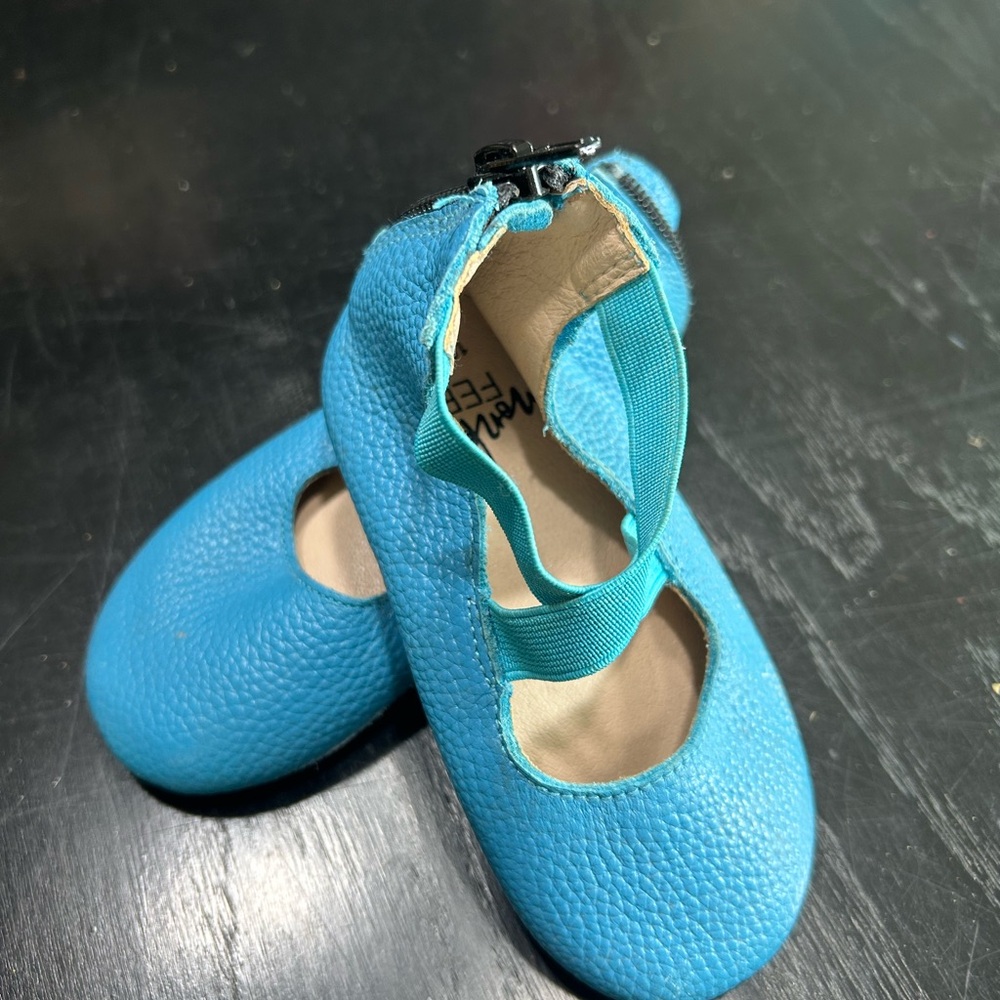 Blue Kids Shoes- monkey feet- leather - elastic crosscross- some wear 18-24M